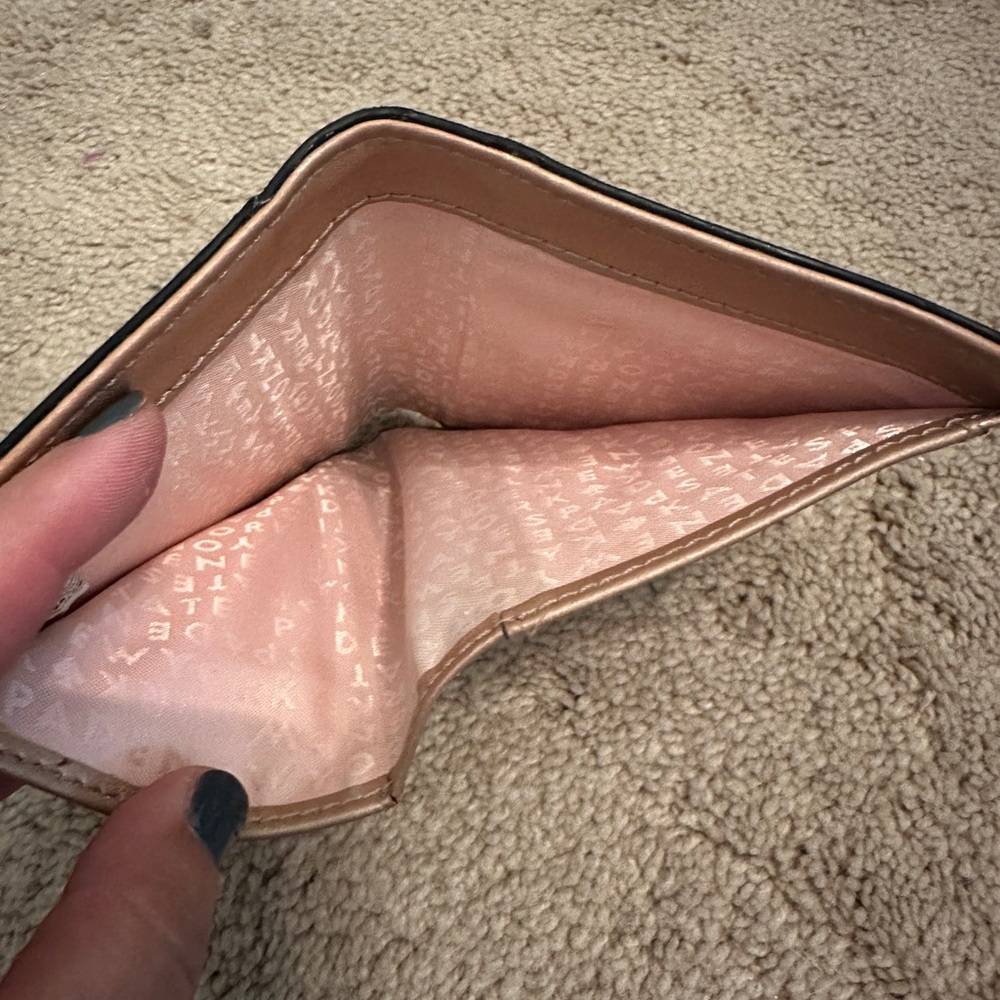 Kate Spade Wallet - Picture 4 of 7